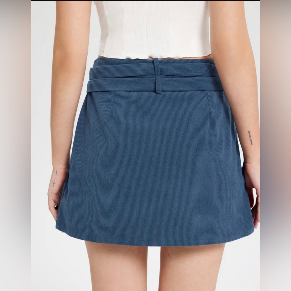Brand new skirt